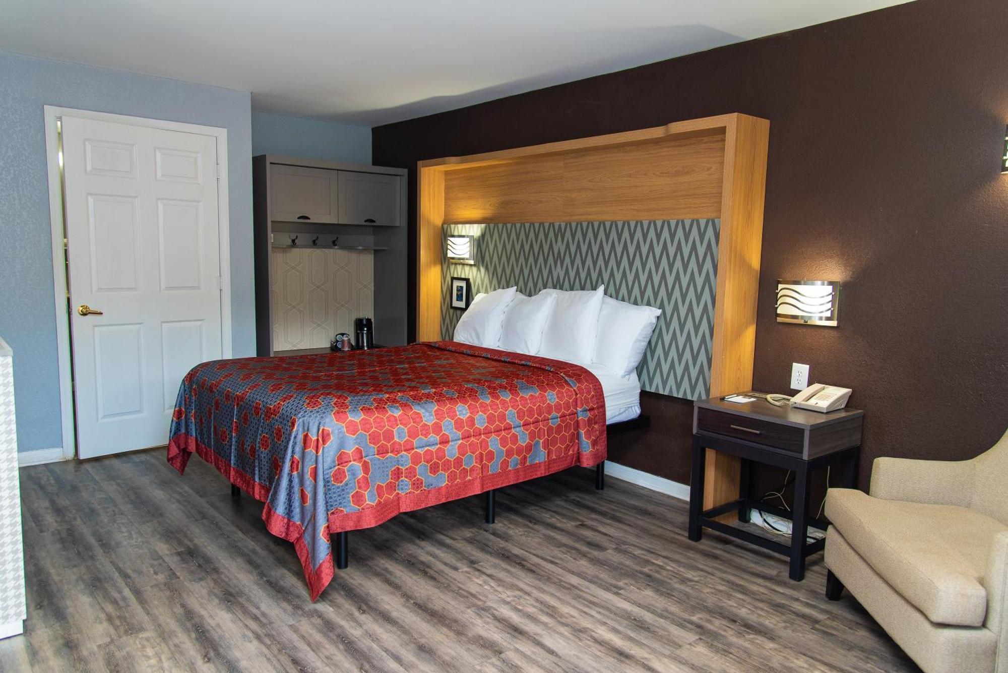 Columbus Inn And Suites 외부 사진