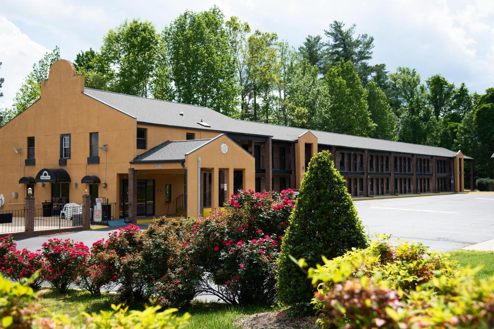 Columbus Inn And Suites 외부 사진